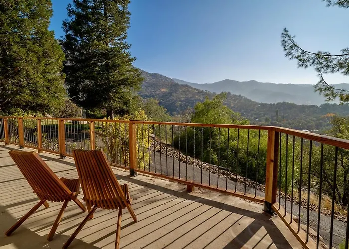Secluded Mtn Top Family Haven W/Views Spa & Arcade